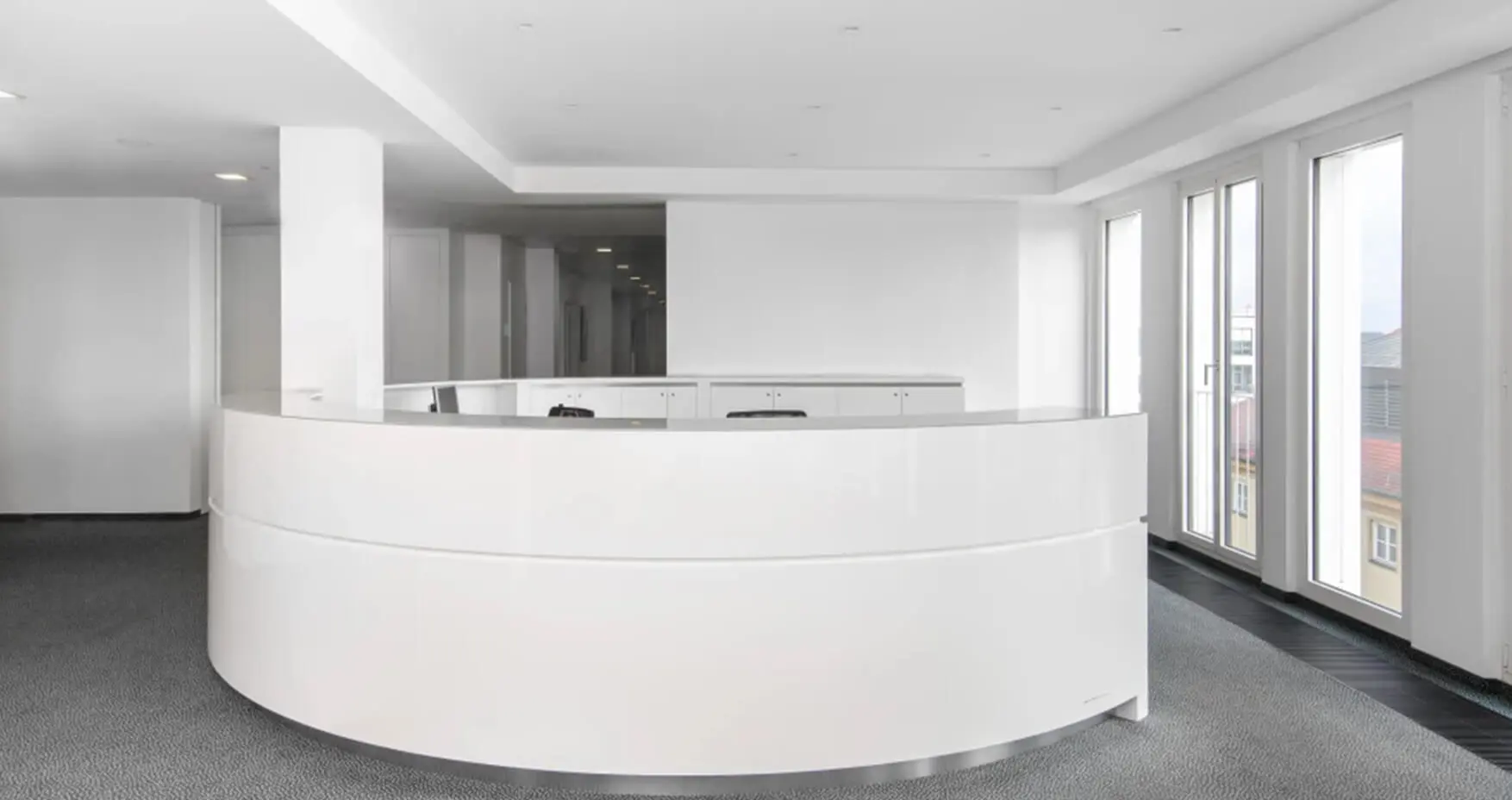 Regus München Nymphenburger Hoefe Empfang