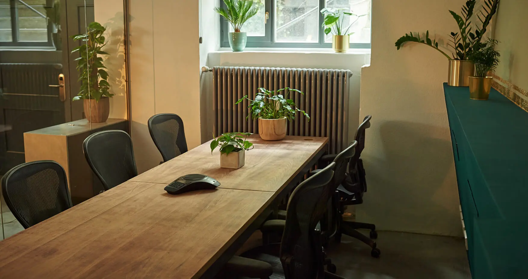 Velvet Space München Fix Desks