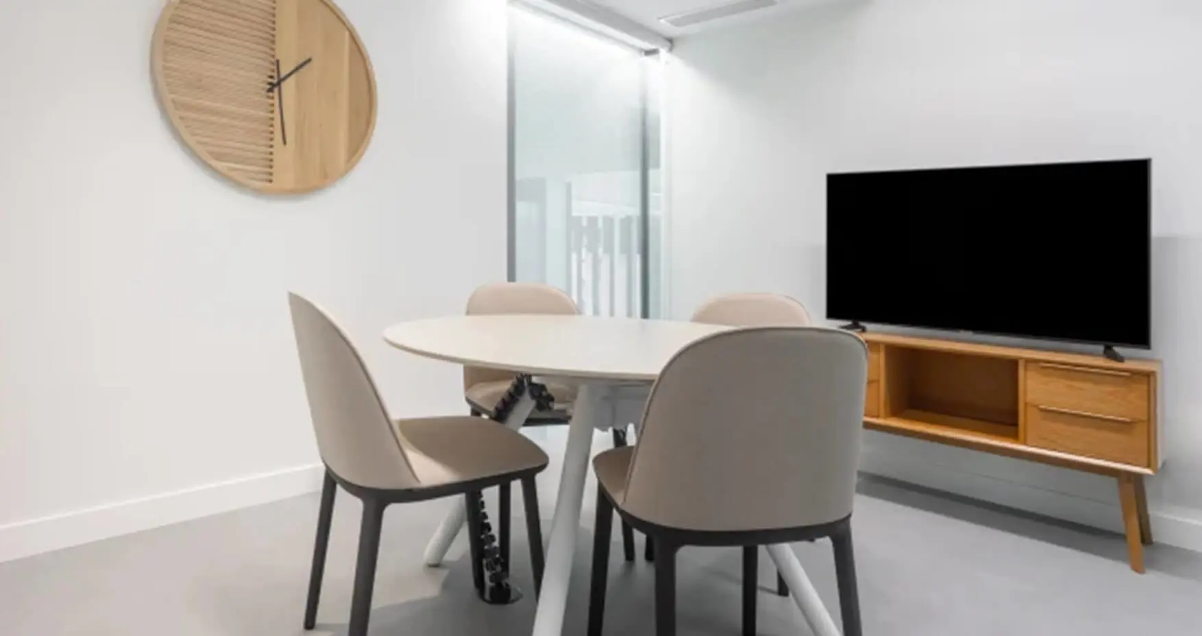 Signature by Regus Frankfurt Opernturm Meetingraum