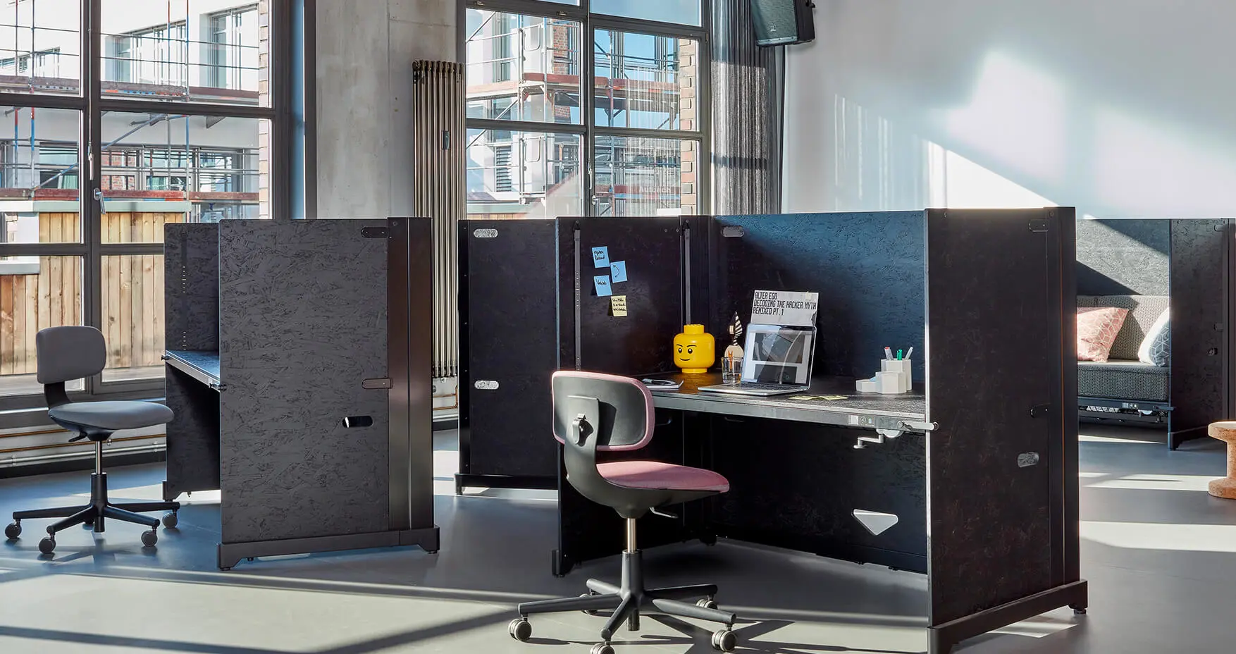 Ubertage Coworking Frankfurt Arbeitsplatz