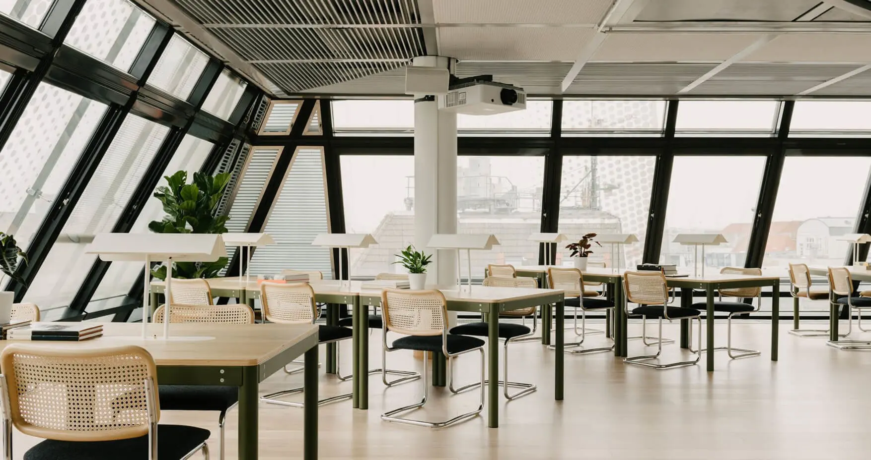 WeWork Berlin Friedrichstraße Flex Desks