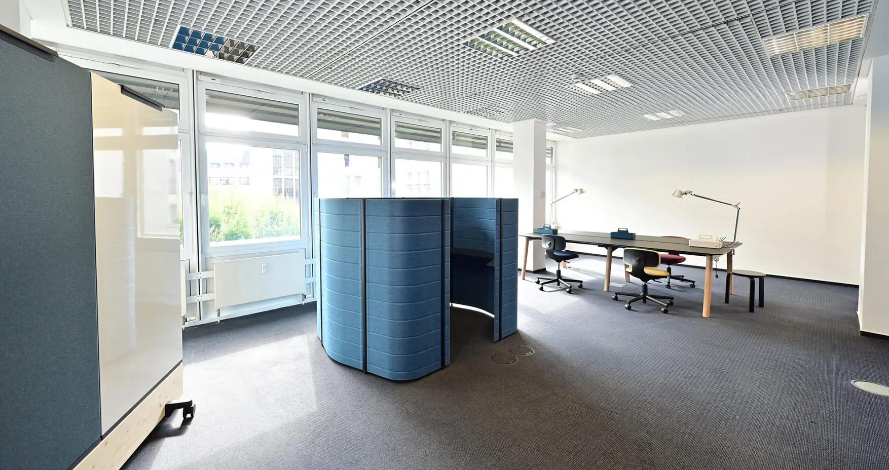 Weltenraum Coworking Iserlohn privates Büro