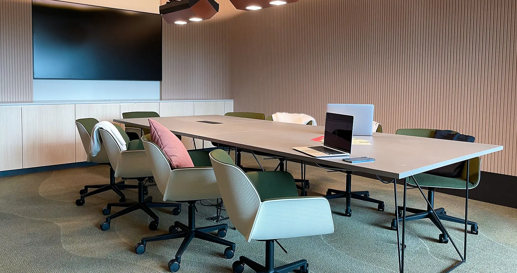 Cocoon Coworking München Meetingraum