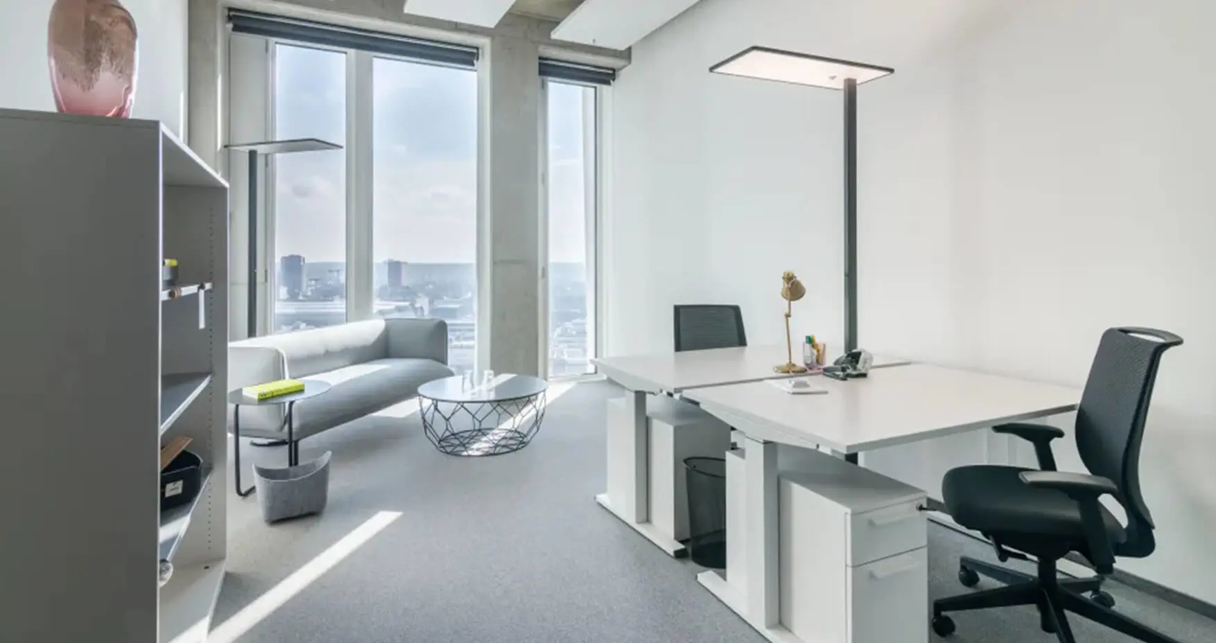 Spaces Frankurt Tower One Büro