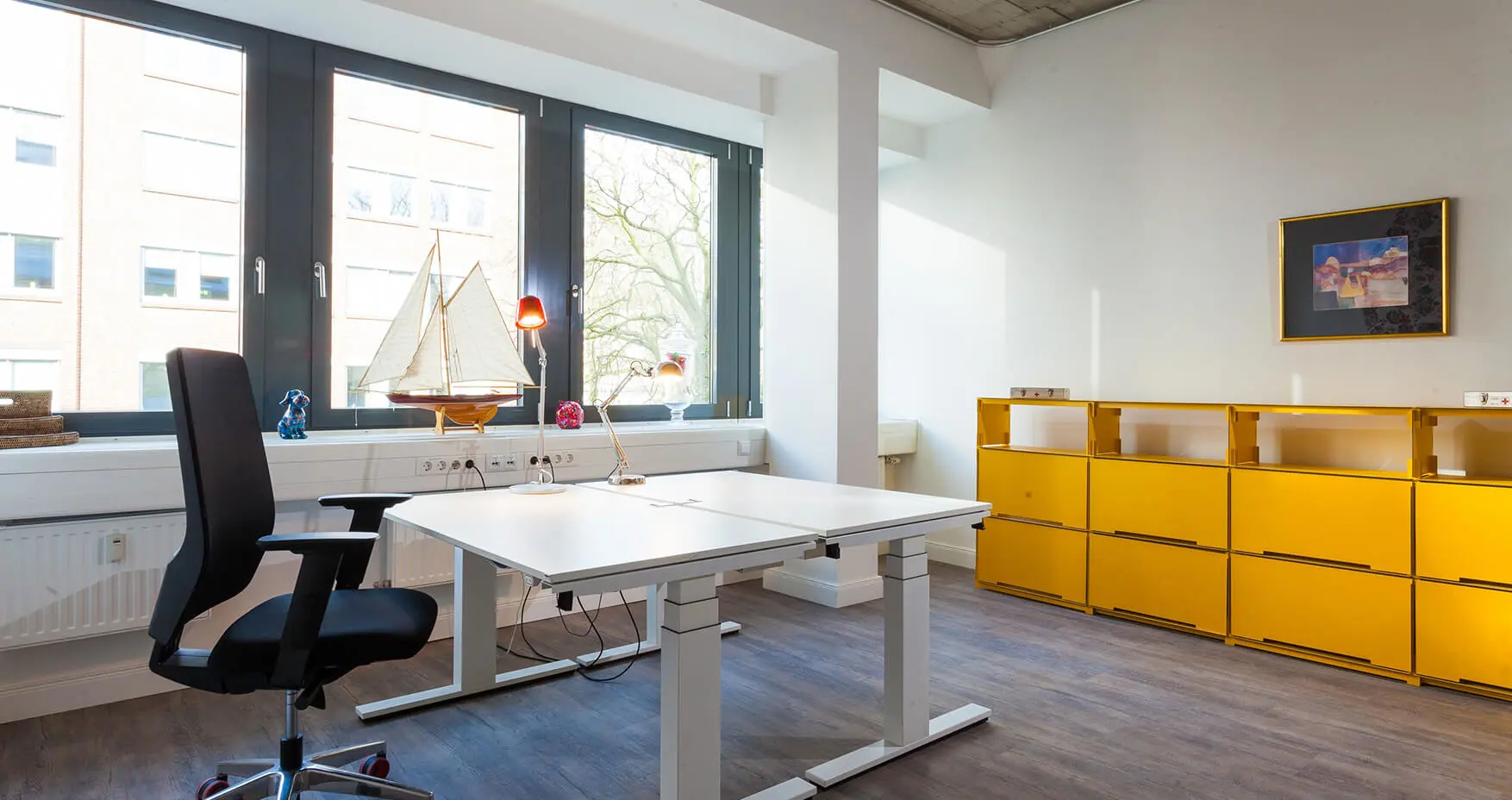 Coworking Airport Hamburg kleines Büro