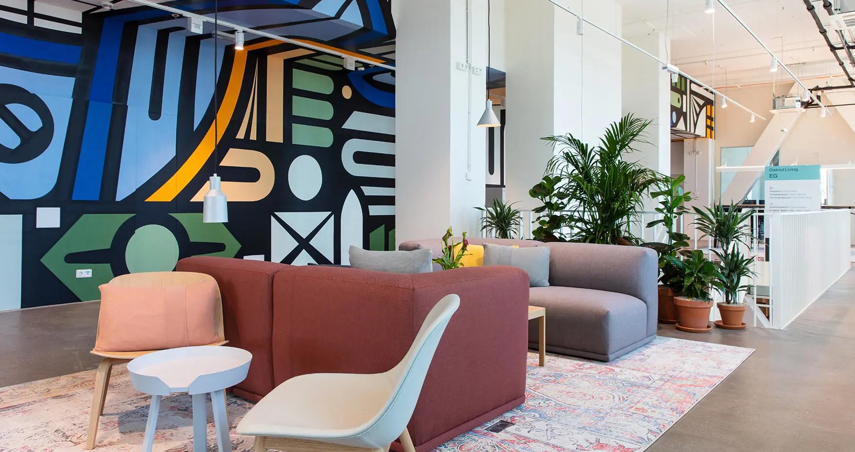 District Living Coworking Lounge