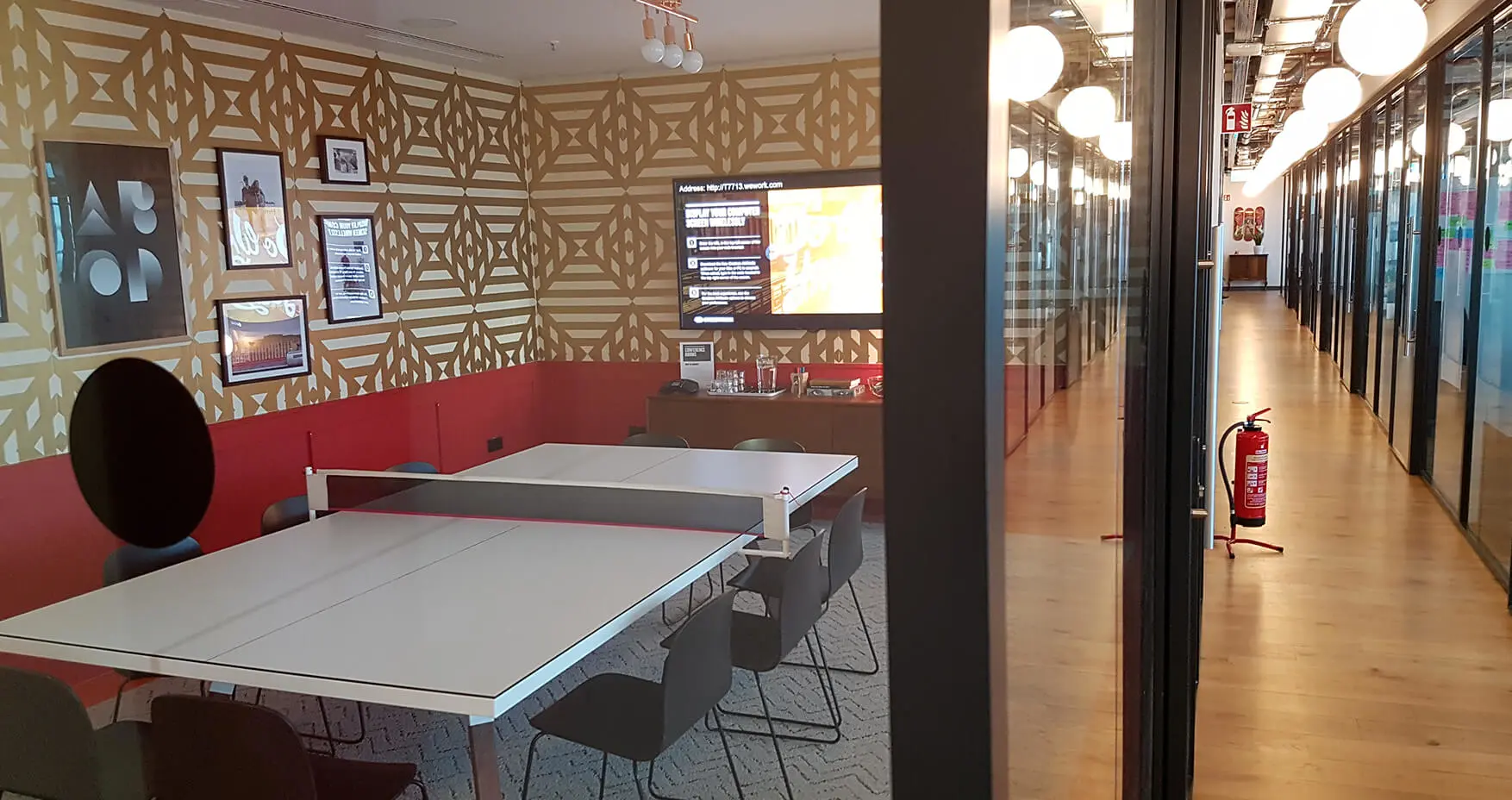 WeWork Berlin Sony Center Meetingraum