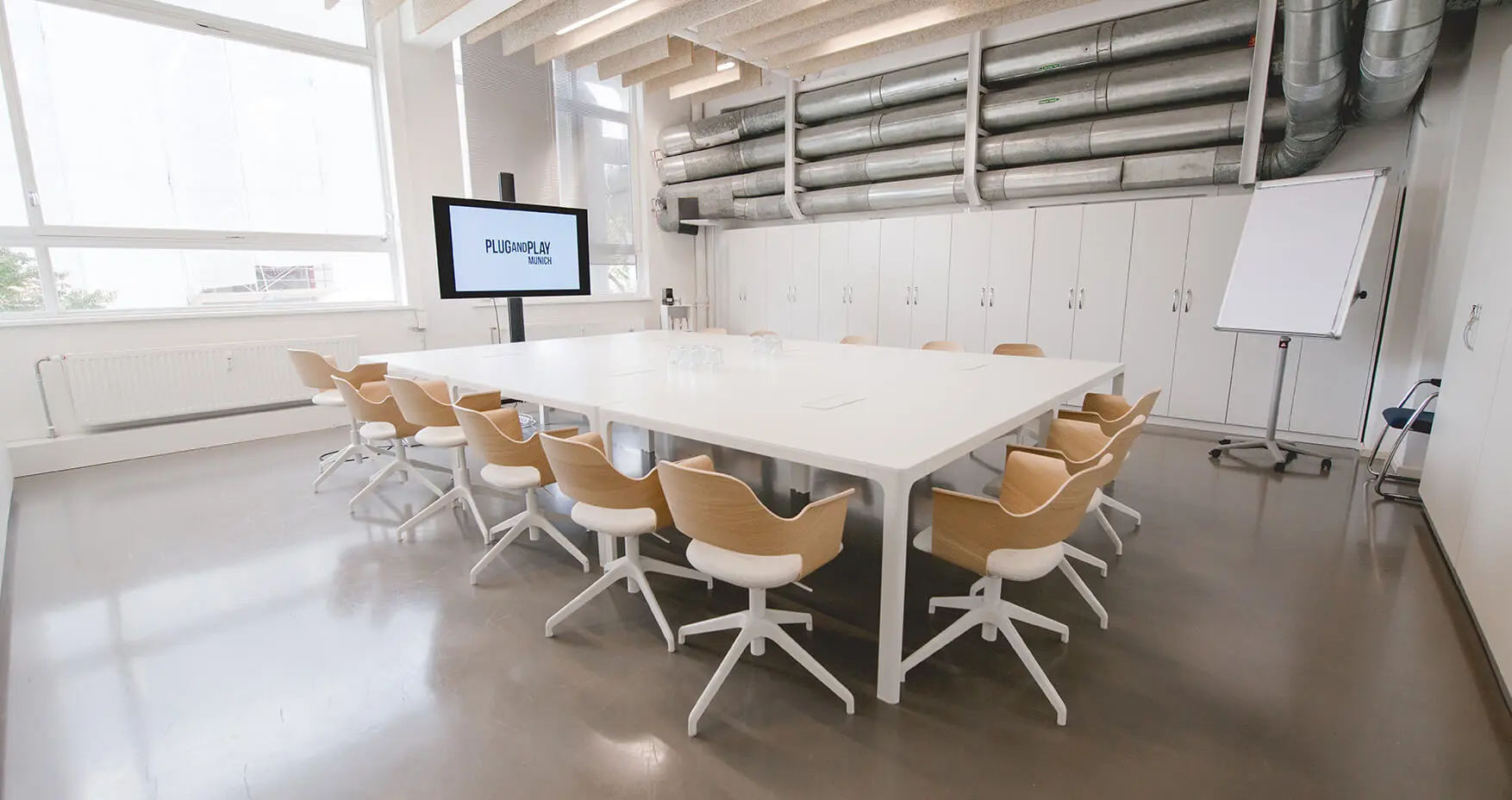 Plug and Play München Konferenzraum