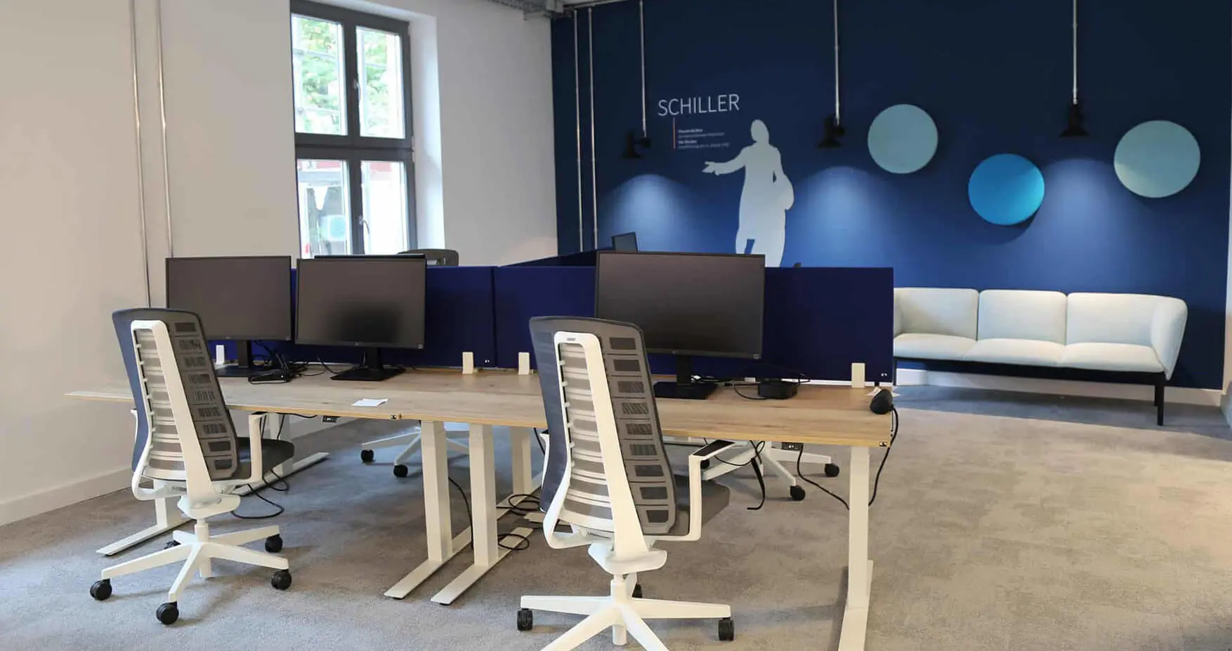 1000 Satellites Mannheim Taylor Teamoffice