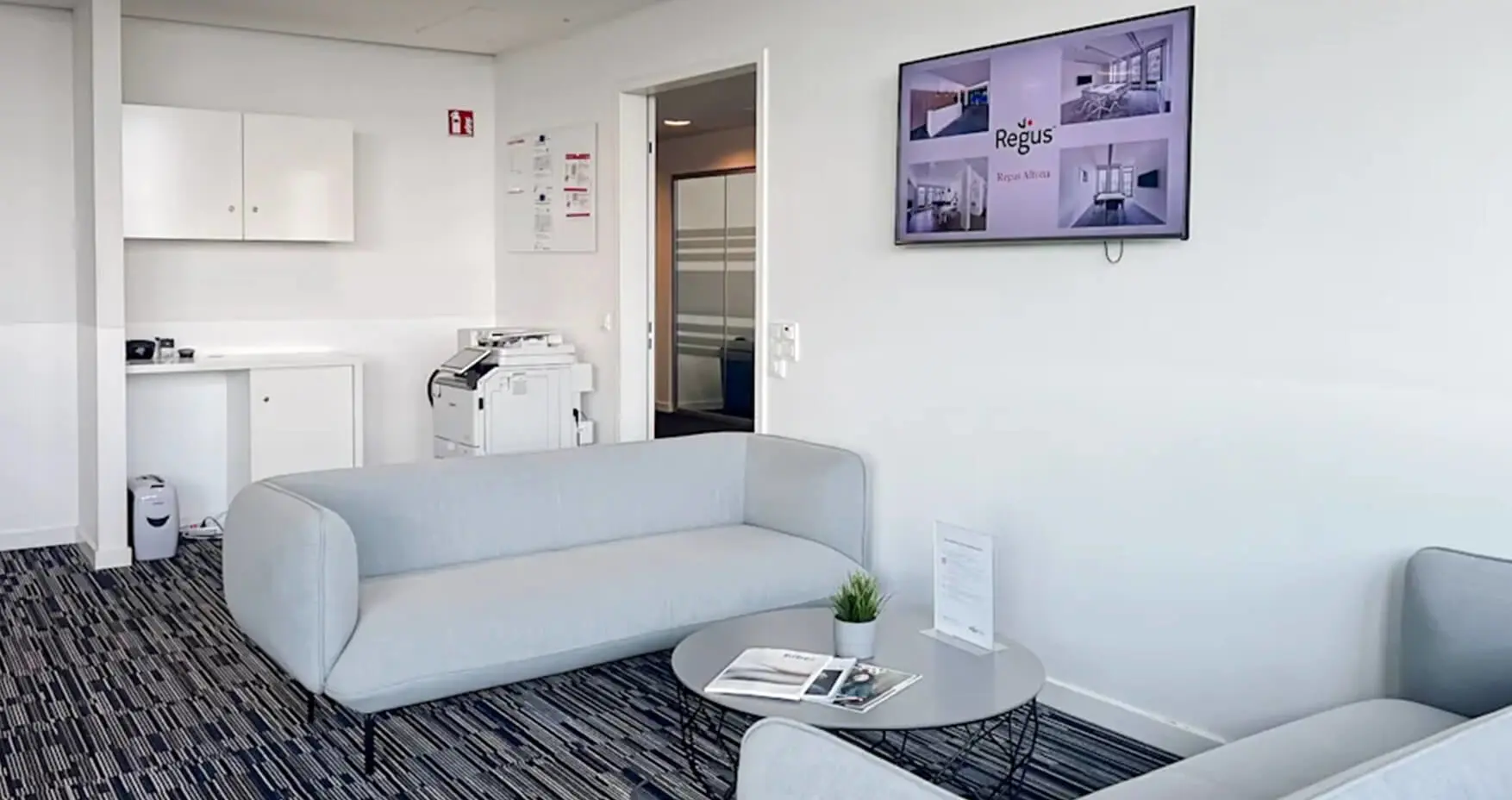 Regus Hamburg Mundsburg Tower Lounge