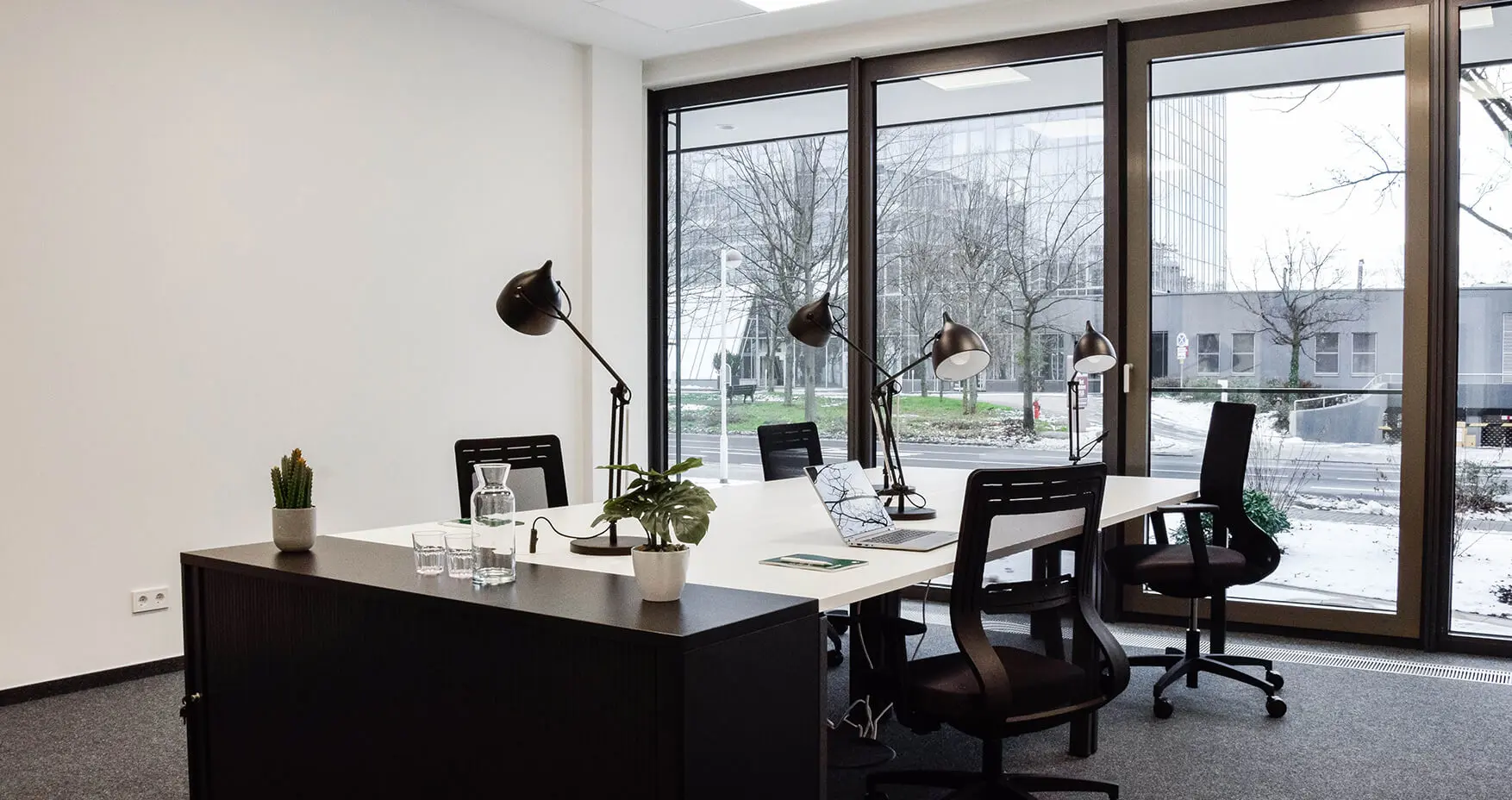 Sleevesup Darmstadt Hauptbahnhof Teambüro