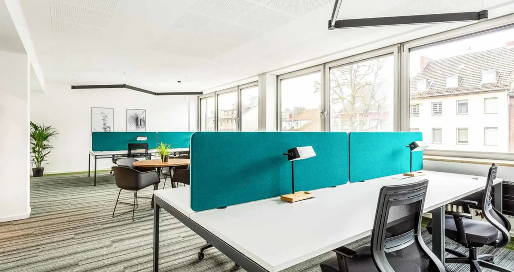 Sleevesup Aachen Flex Desks