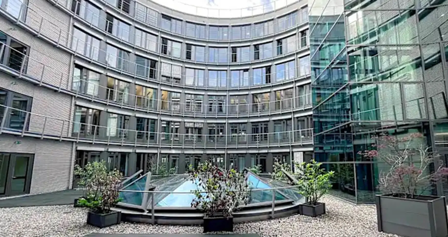 Regus München Leuchtenbergring Innenhof