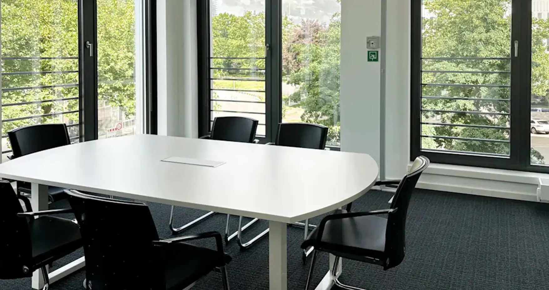 Regus Hamburg City Nord Meetingraum