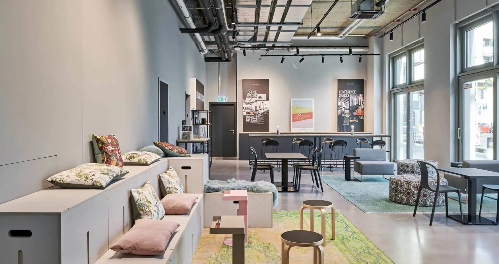 Design Offices Bonn Hauptbahnhof Lounge