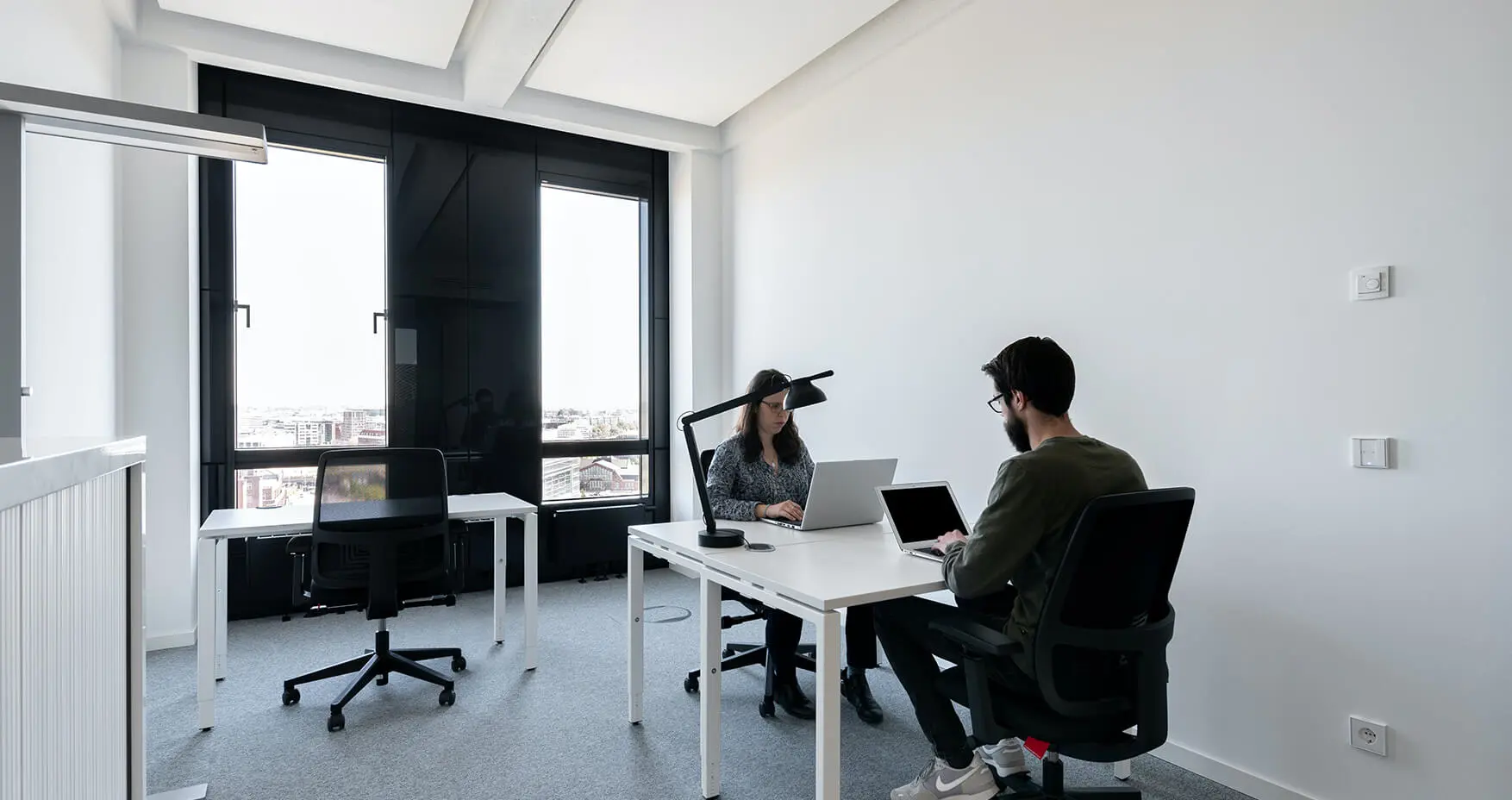 Spaces Kallmorgen Tower Hamburg Büro