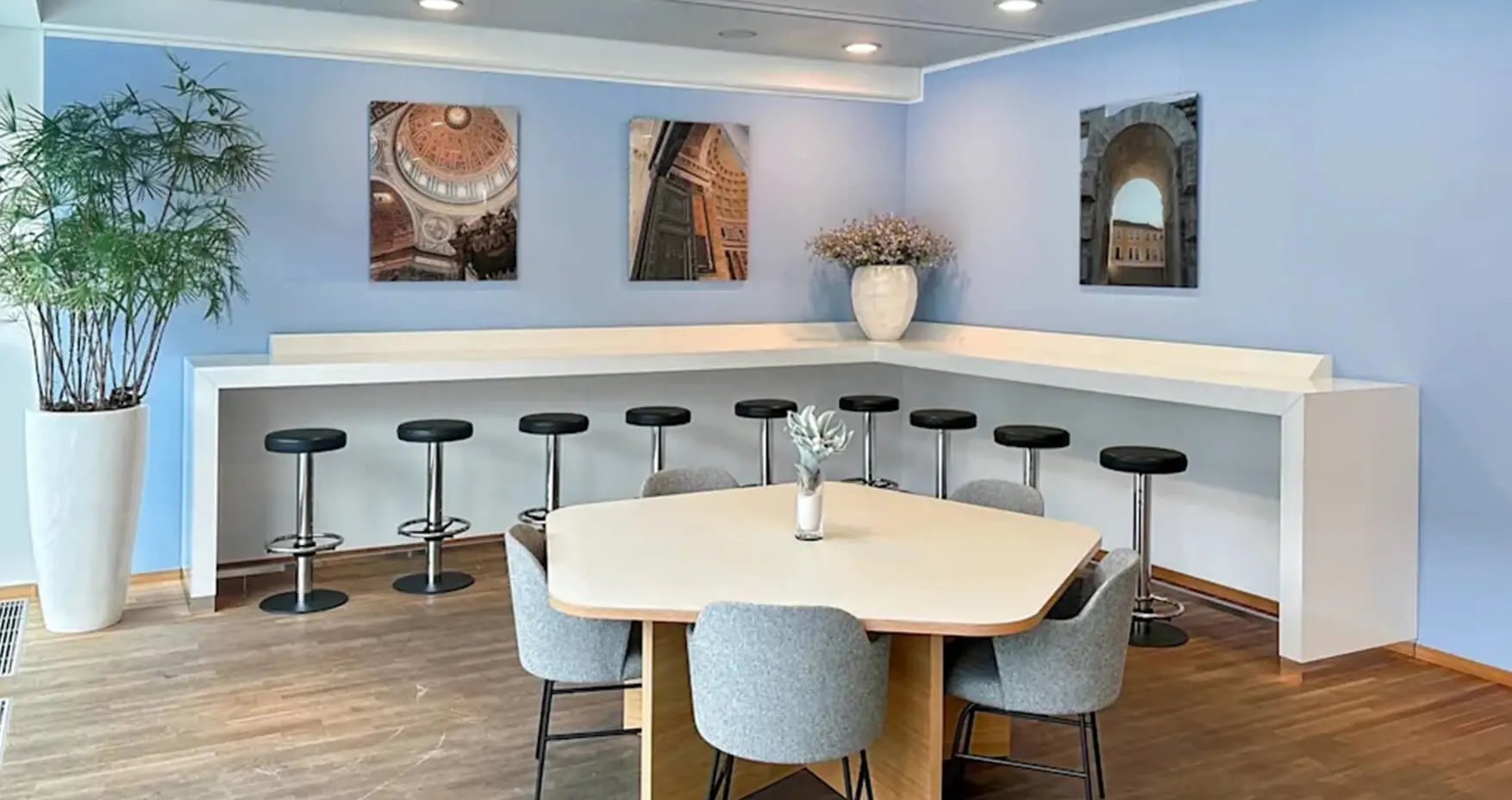 Regus Berlin Hauptbahnhof Lounge