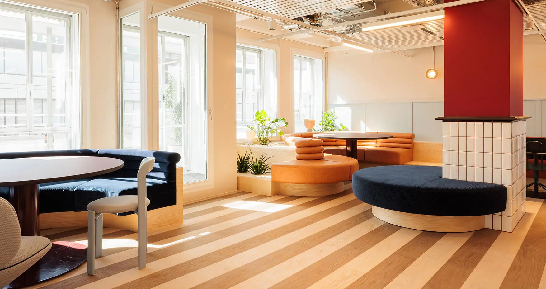 Headsquarter Zürich The Artistic Lounge