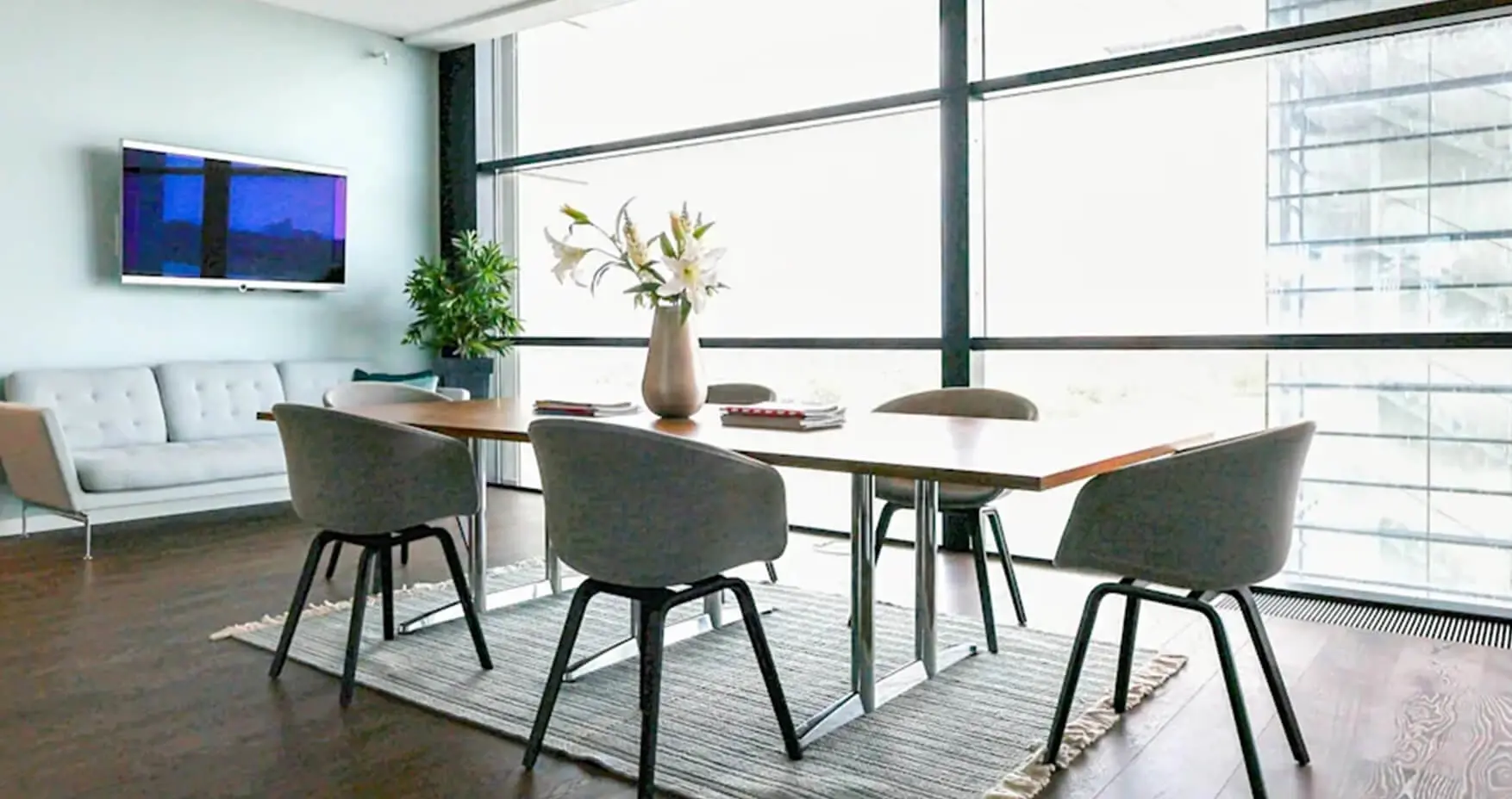 Signature by Regus Köln Kranhaus Meetingraum