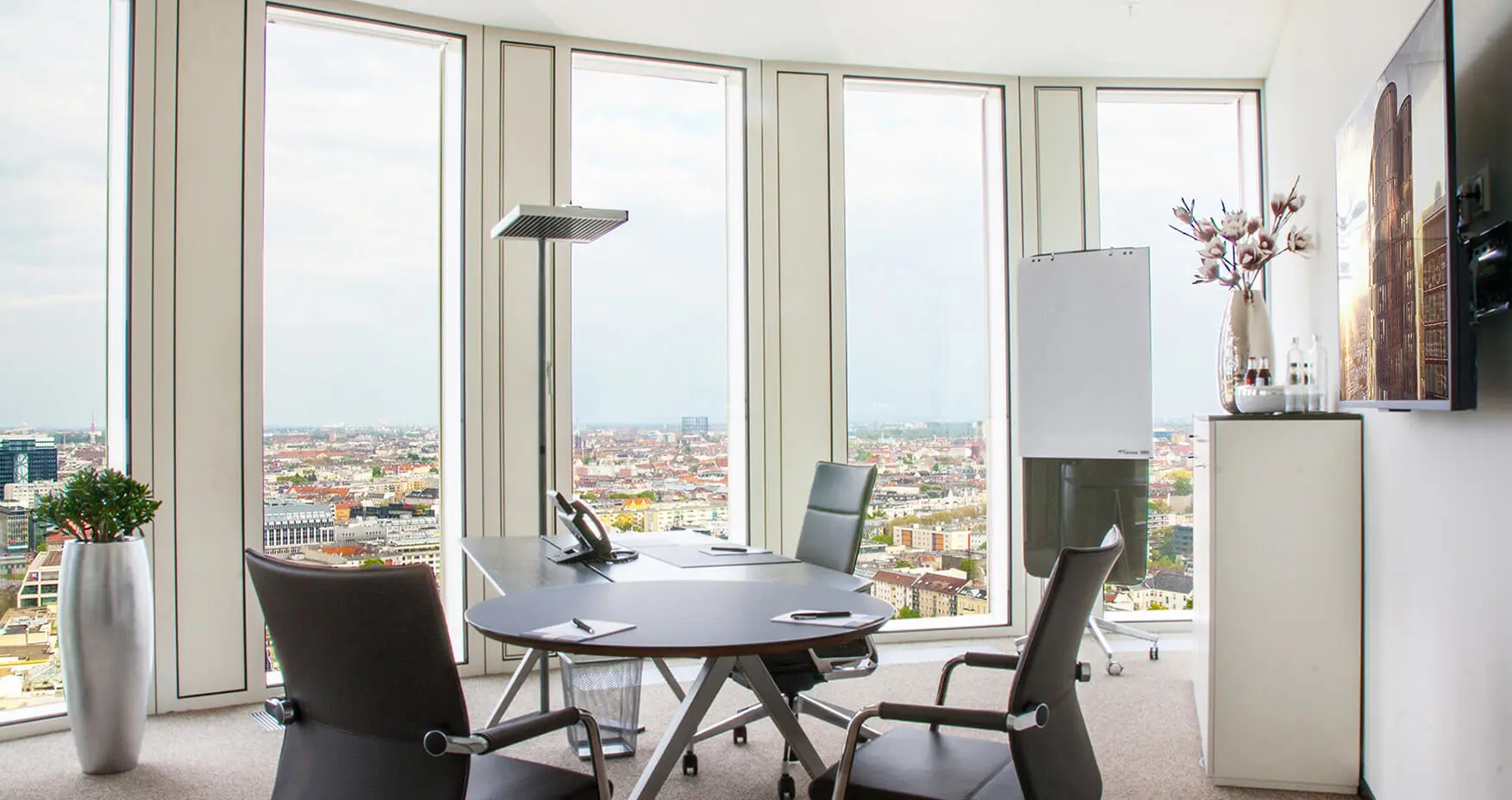 Contora Berlin Upper West Chefbüro