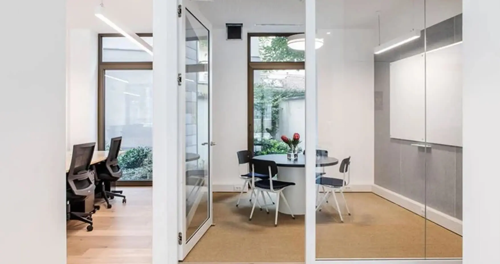 WeWork Muenchen Oskar von Miller 33 exklusiver Meetingraum