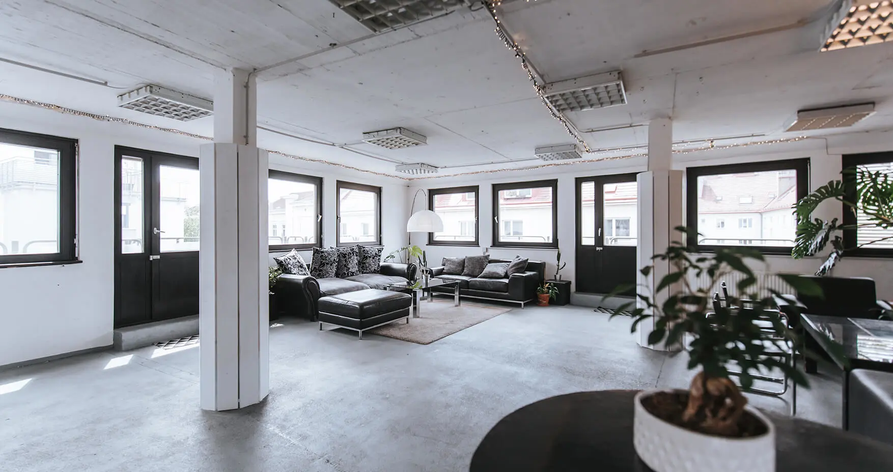 House of Bandits Wien Sofaecke