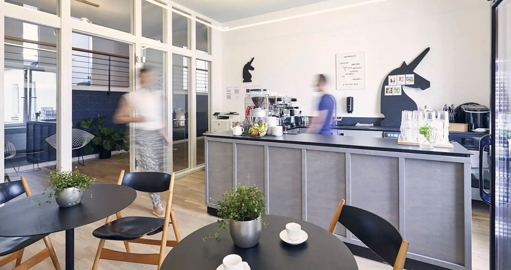 Unicorn Berlin Schlüterstraße Baristabereich