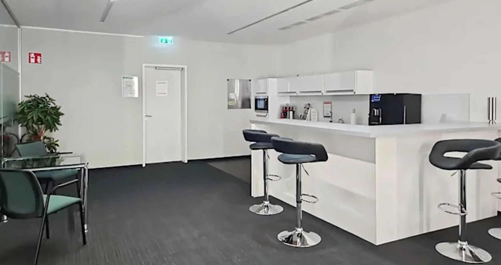 Regus Hamburg Neuer Wall Gemeinschaftsküche