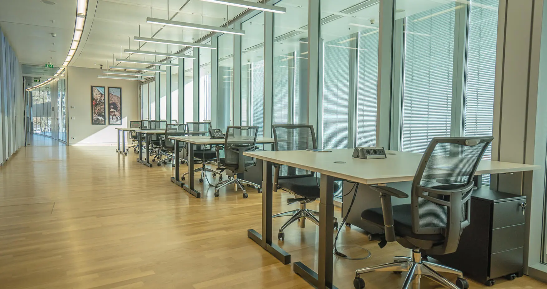 Tribes Düsseldorf GAP Fix Desks